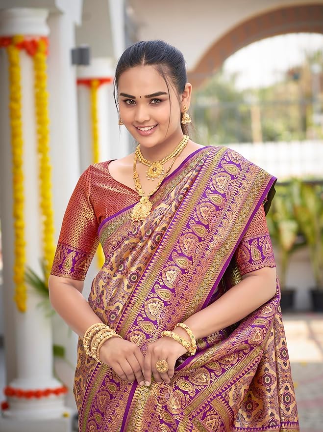 MANOHARI Women's Trendy Banarasi Woven Saree with Heavy Jacquard Work, Elegant Design, Silk Saree with Maching Lace Border Unstitched Blouse Piece for Weddings & Festive Occasions