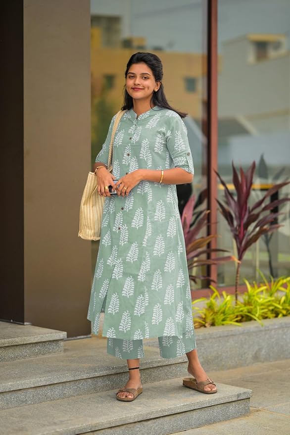 ANNI DESIGNER Women's Rayon Viscose A-Line Printed Kurta with Pant